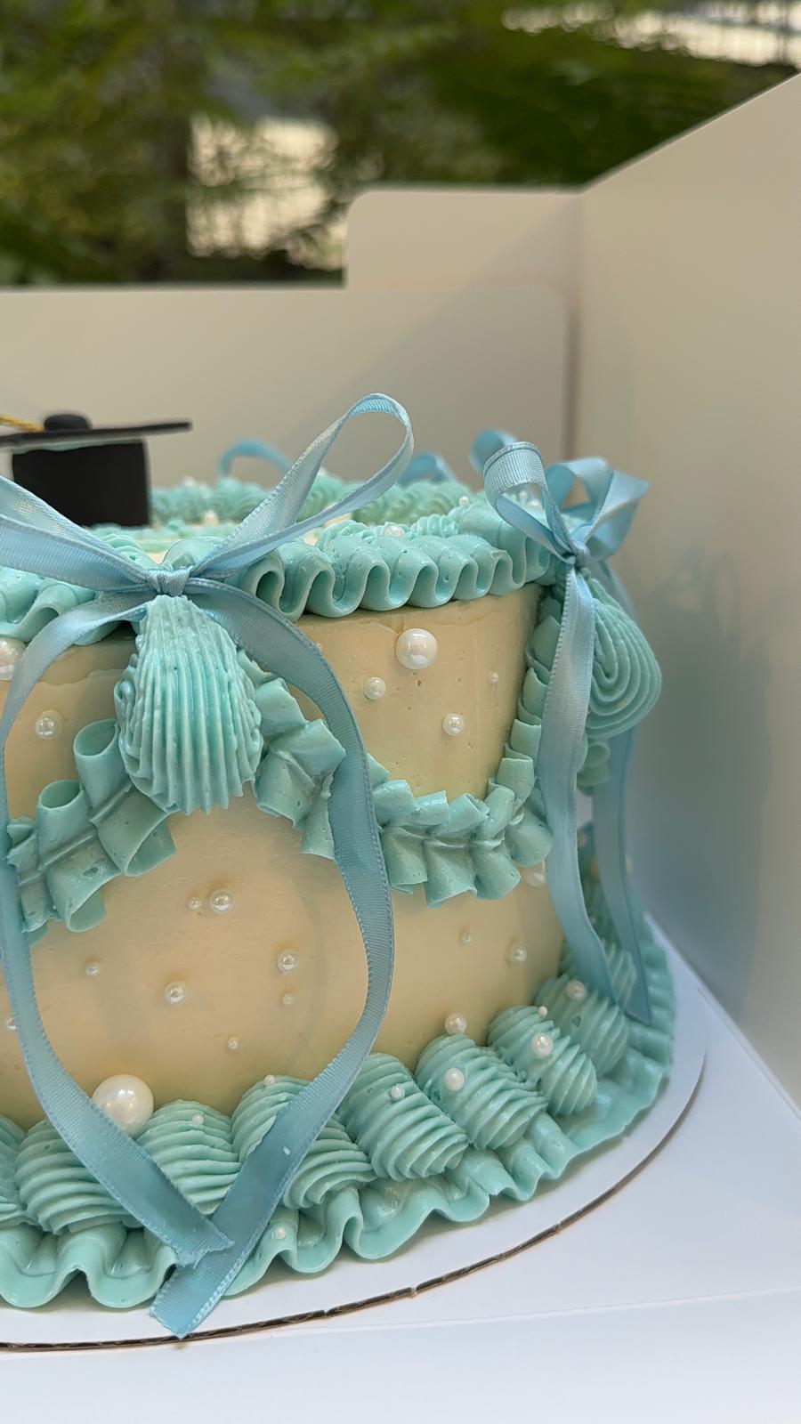 Graduation cake